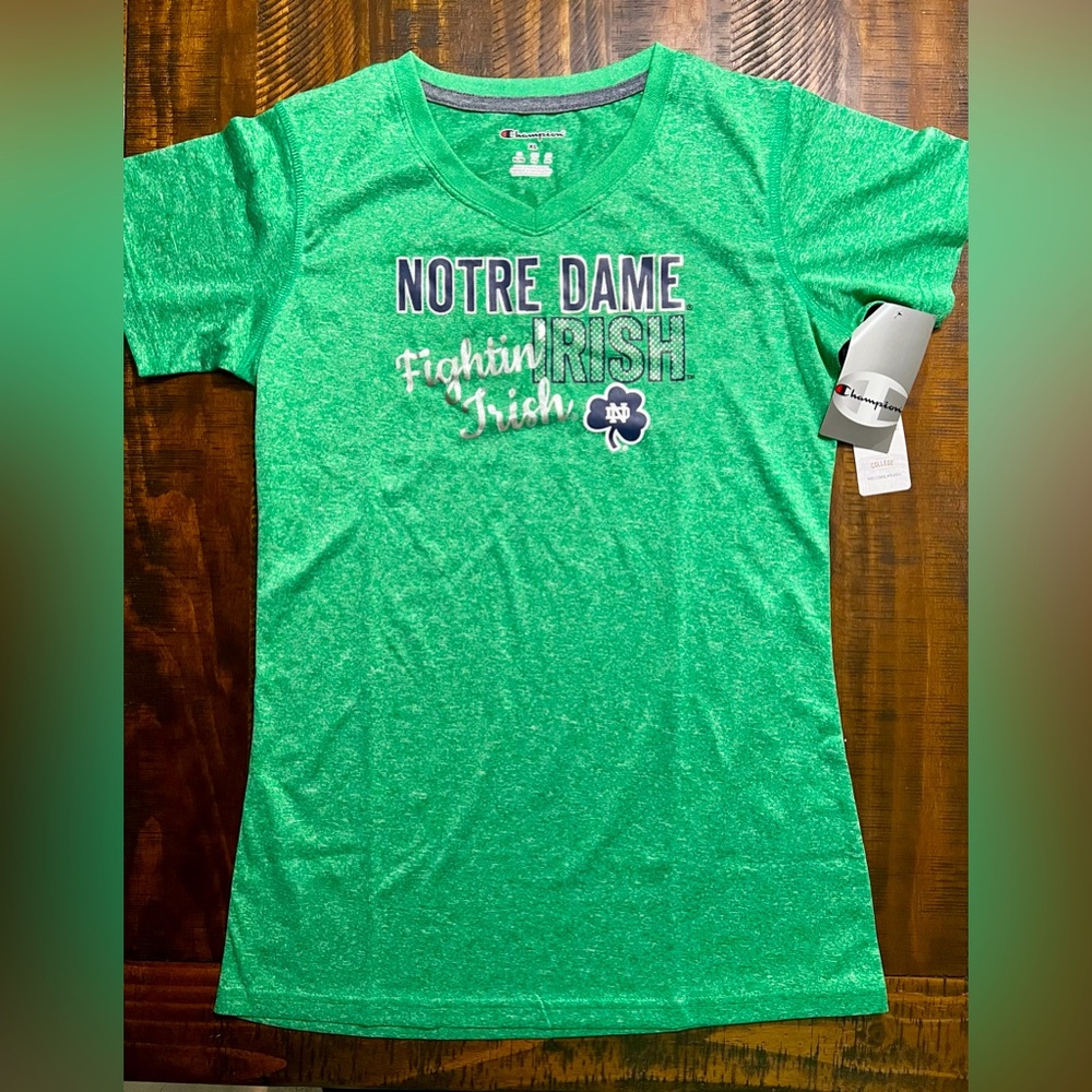 Norte Dame Fighting Irish short sleeve tee shirt